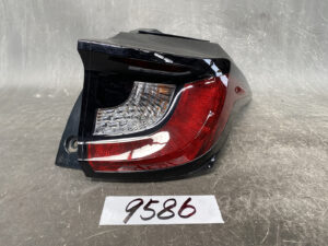 TOYOTA YARIS KSP210 Genuine Taillight KOITO K0-9 RIGHT