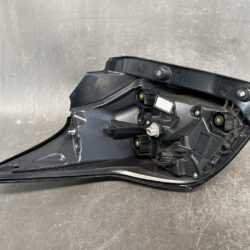 TOYOTA YARIS KSP210 Genuine Taillight KOITO K0-9 RIGHT