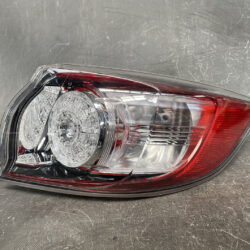 MAZDA AXELA SPORT BLFFW Genuine Taillight STANLEY P8240 RIGHT SIDE x1
