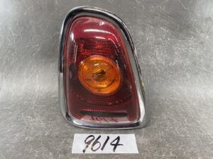 BMW MINI One Cooper R56 R57 Taillight 2751307 2753625 Left Side x1