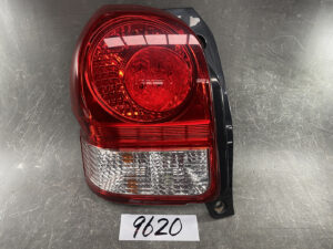 Toyota Porte NCP141 NCP145 Taillight STANLEY 52-257 Left Side x1