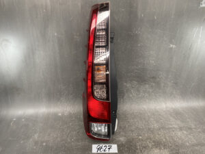 TOYOTA VOXY NOAH ESQUIRE ZRR80 Taillight KOITO 28-231 Left Side x1
