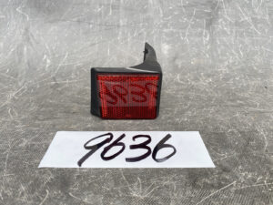 DAIHATSU HIJET TRUCK  Reflector TOKAIDENSO 22304 Right Side x1