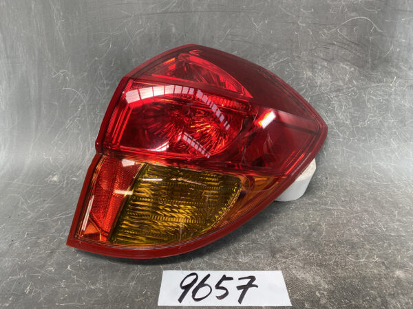 SUBARU LEGACY BP Genuine Taillight  KOITO 220-20792 RIGHT x1