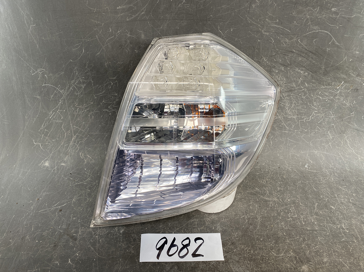9682_2 HONDA FIT JAZZ HV HYBRID Taillight STANLEY P9883 Right Side x1 » NZ9.95 » JDM-PARTS NZ » JDM-PARTS NZ HONDA FIT JAZZ HV HYBRID Taillight STANLEY P9883 Right Side x1 » JDM-PARTS NZ
