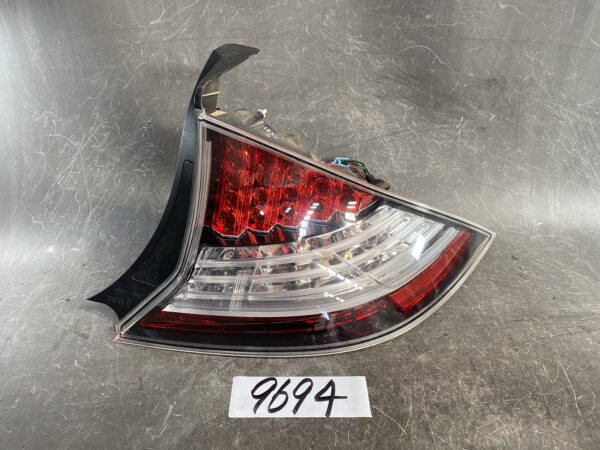 HONDA CR-Z CRZ ZF1 ZF2 Taillight STANLEY P8689  Right Side x1