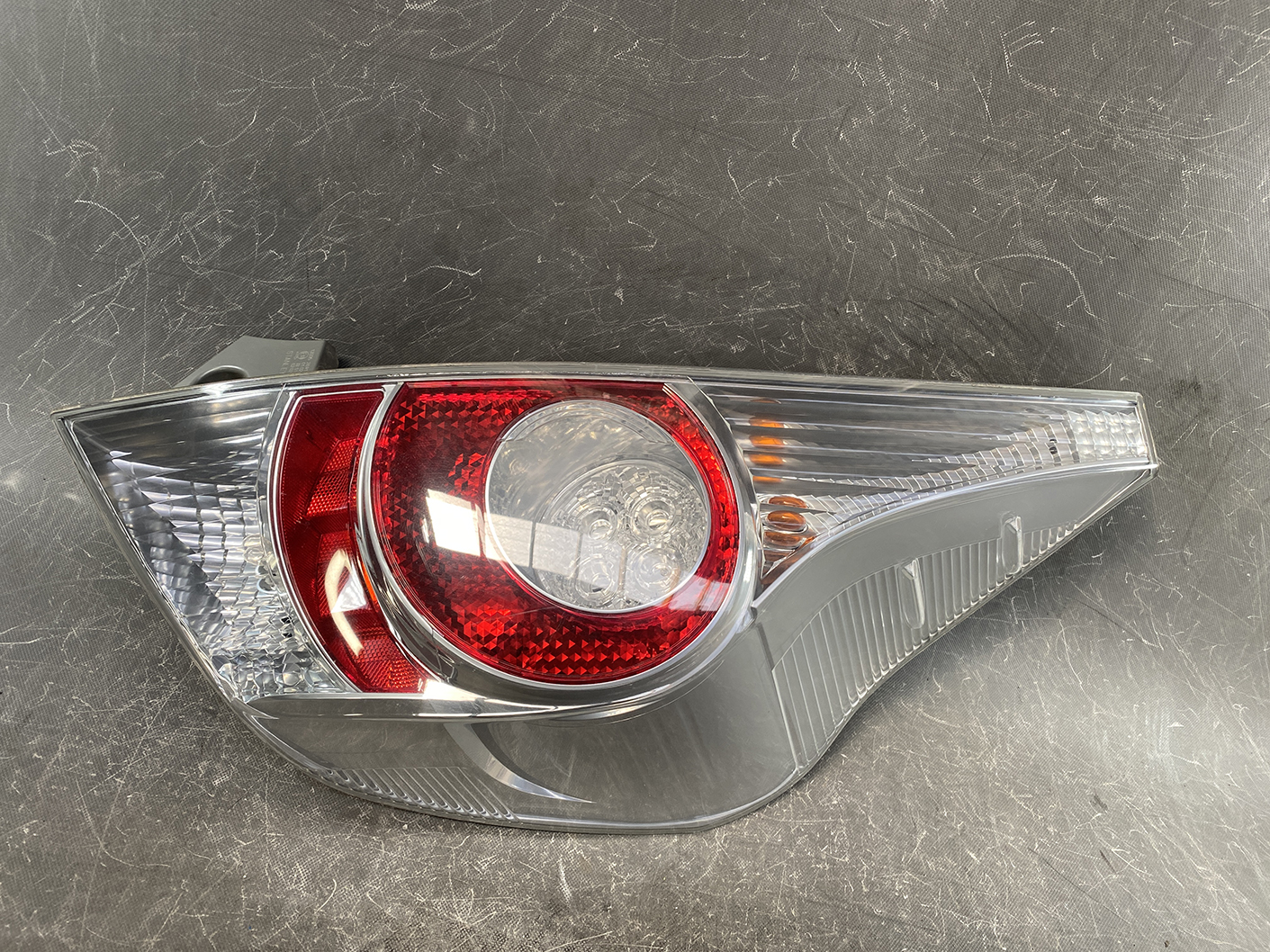 TOYOTA AQUA Prius C NHP10 Genuine Taillight STANLEY 52-252 Right Side x1 - Image 6