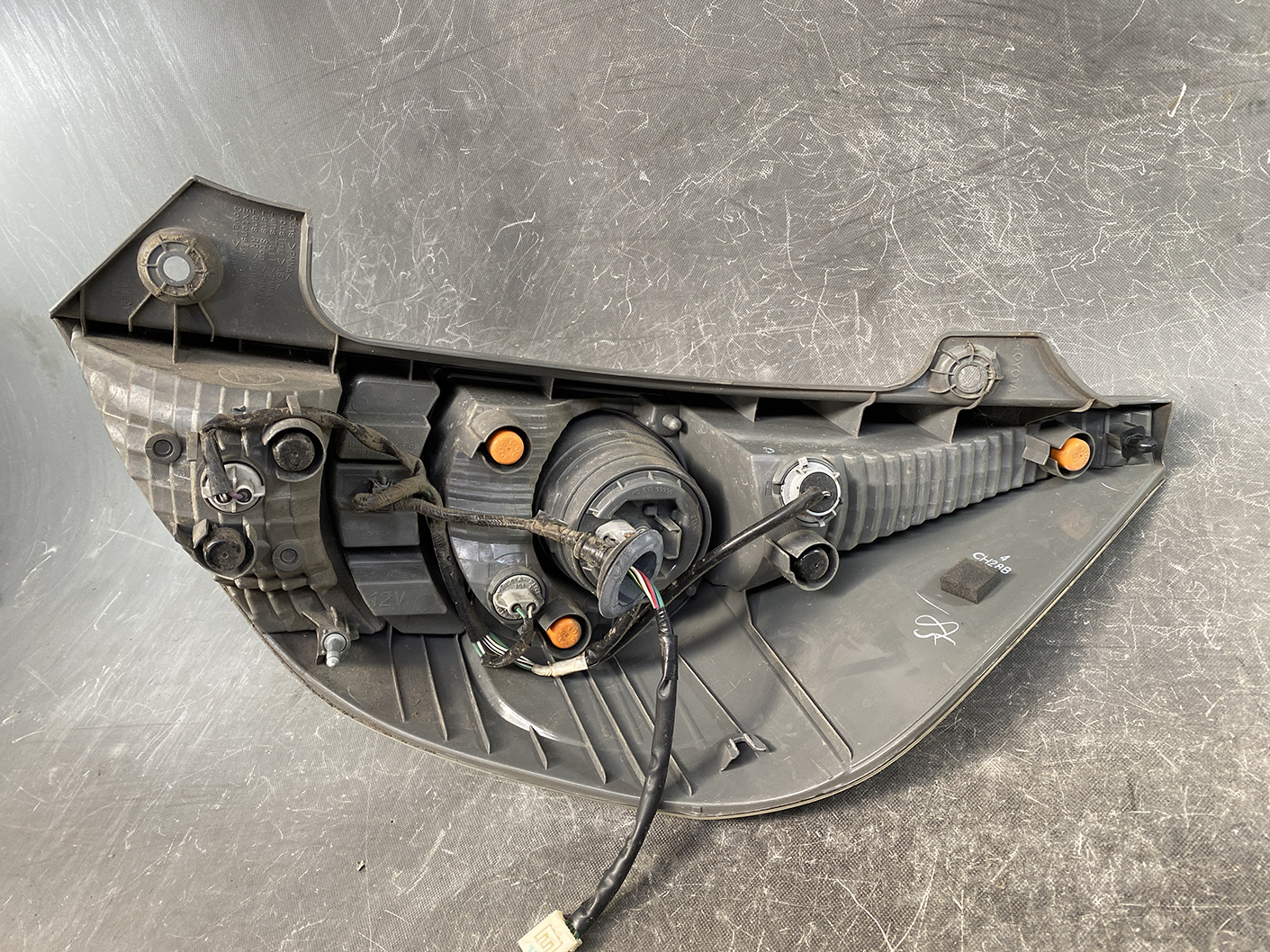 TOYOTA AQUA Prius C NHP10 Genuine Taillight STANLEY 52-252 Left Side x1 - Image 4