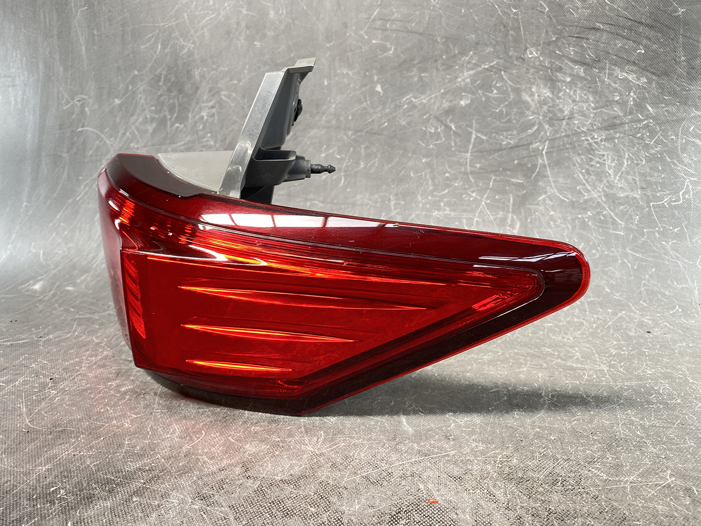xxxx NISSAN ELGRAND E52 Genuine Taillight STANLEY P8503 Right Side x1 - Image 6