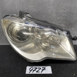 VOLKSWAGEN TOURAN 1T Headlight 1T2941752A Right Side x1