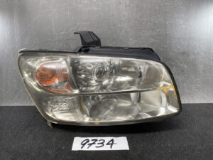 NISSAN STAGEA M35 HID Headlight 100-63871 Right Side x1