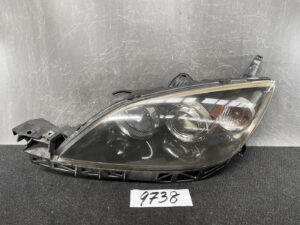 MAZDA 3 AXELA BK BKEP Headlight P2951 Left Side x1