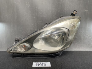 HONDA FIT JAZZ GE6 GE7 GE8 GE9 Headlight P6865 Left Side x1