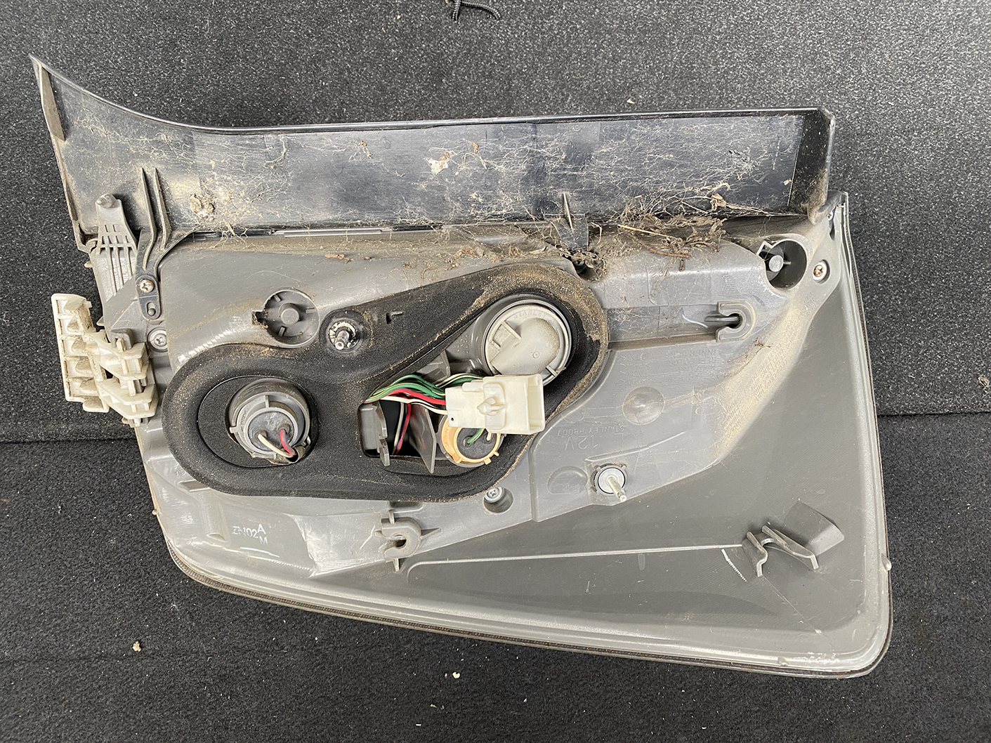 9764_5 TOYOTA PRIUS ZVW30 Genuine Taillight STANLEY 47-37 LEFT SIDE x1 » NZ1.95 » JDM-PARTS NZ » JDM-PARTS NZ TOYOTA PRIUS ZVW30 Genuine Taillight STANLEY 47-37 LEFT SIDE x1 » JDM-PARTS NZ