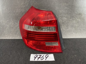 BMW 1 SERIES E81 E87 Genuine LED Taillight 63217181297 Left Side x1