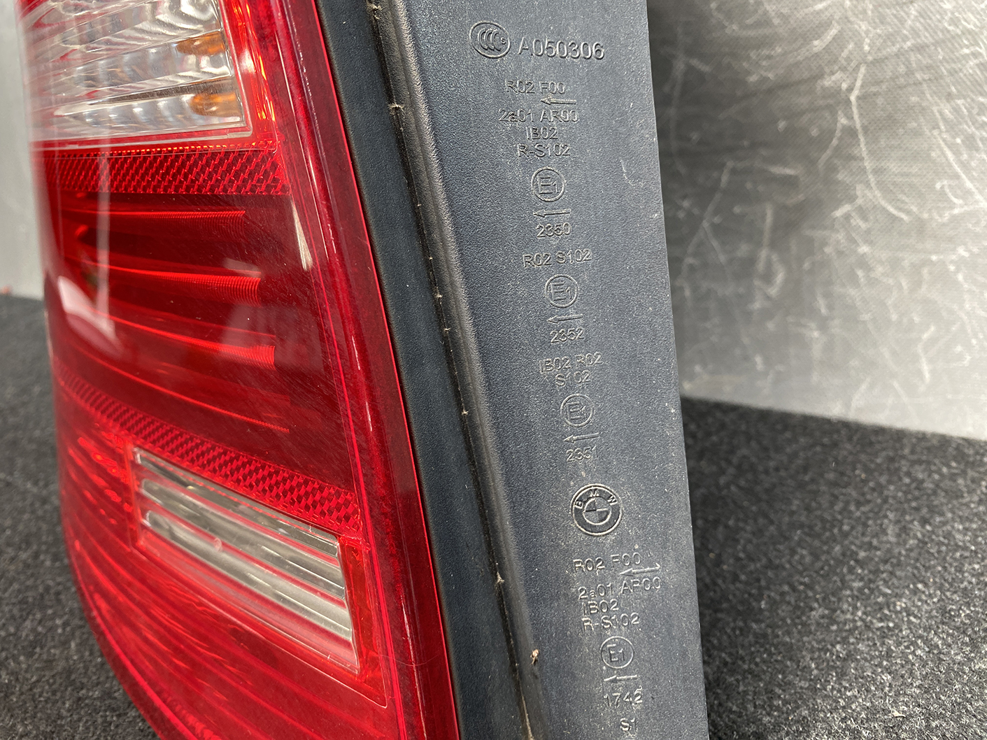 BMW 1 SERIES E81 E87 Genuine LED Taillight 63217181297 Left Side x1 - Image 5