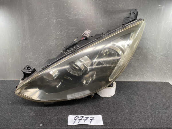 MAZDA DEMIO DE DEJFS DE3FS DE5FS  Headlight STANLEY P6515 Left Side x1
