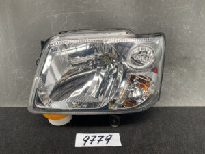 SUZUKI SOLIO MA34S Genuine Headlight P5293 Left Side x1