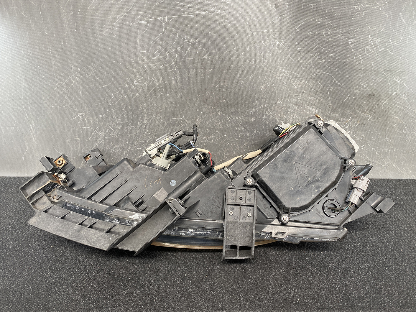 MAZDA 6 ATENZA GH GH5AW HID Headlight 100-41054 Right Side x1 - Image 7