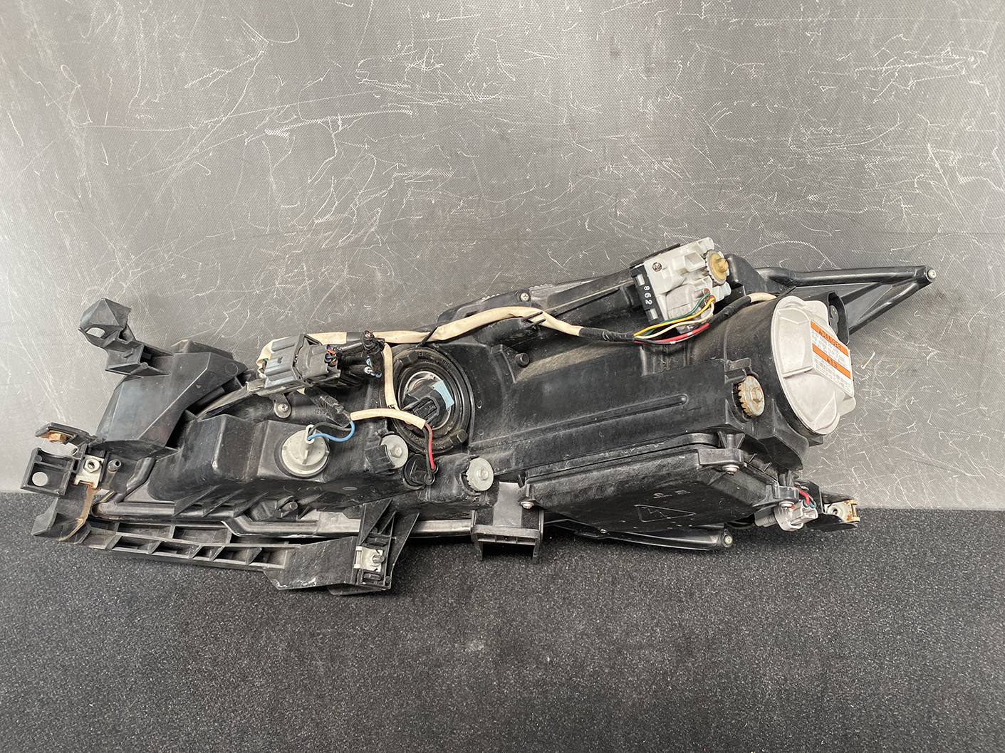 MAZDA 6 ATENZA GH GH5AW HID Headlight 100-41054 Right Side x1 - Image 8