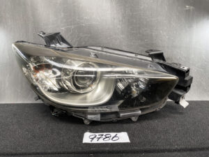 MAZDA CX-5 CX5 KE KEEFW KE2AW KE5FW Headlight P9770  Right Side x1