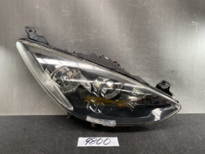 MAZDA DEMIO DE DEJFS DE3FS DE5FS Headlight STANLEY P6515 Right Side x1