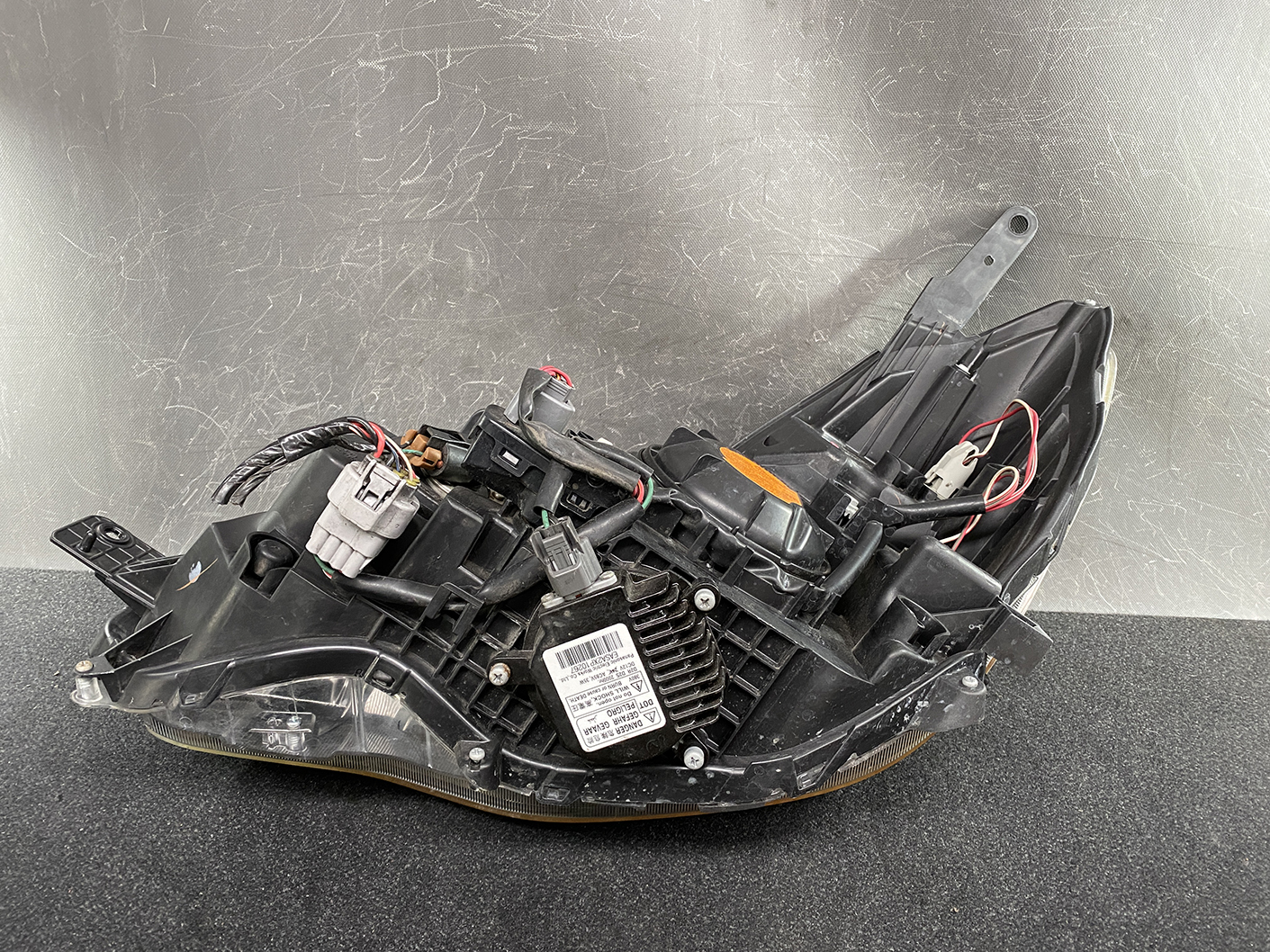 SUBARU XV IMPREZA GJ GP Headlight STANLEY P9932 1F Right Side x1 - Image 8