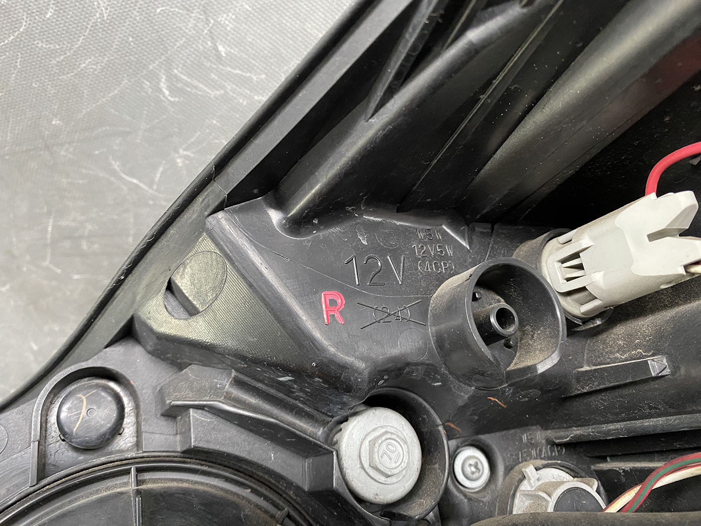 SUBARU XV IMPREZA GJ GP Headlight STANLEY P9932 1F Right Side x1 - Image 6