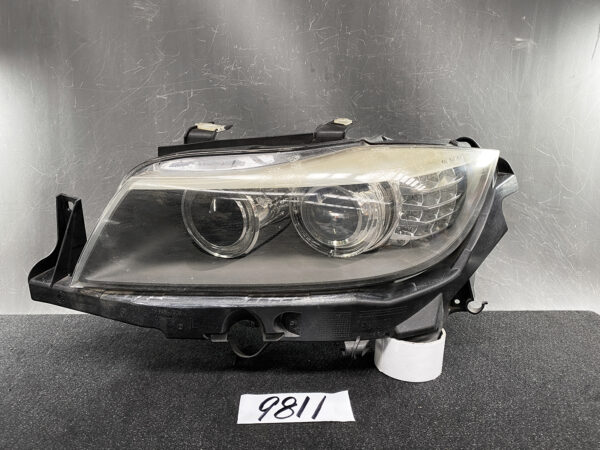 BMW 3 Series E90 E91 E92 E93 Genuine Headlight 665.41.000.00 Left Side x1