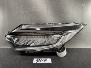 HONDA VEZEL RU1 RU2 RU3 RU4 Headlight KOITO 100-62292 Left Side x1
