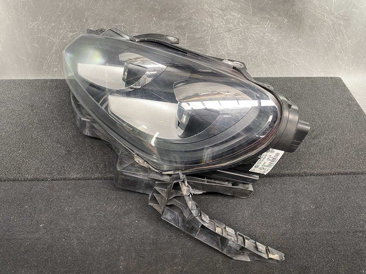 VW VOLKSWAGEN GOLF 6 MK6 GTI HID Bi-Xenon Headlight 5K2941751C Left Side x1 - Image 4