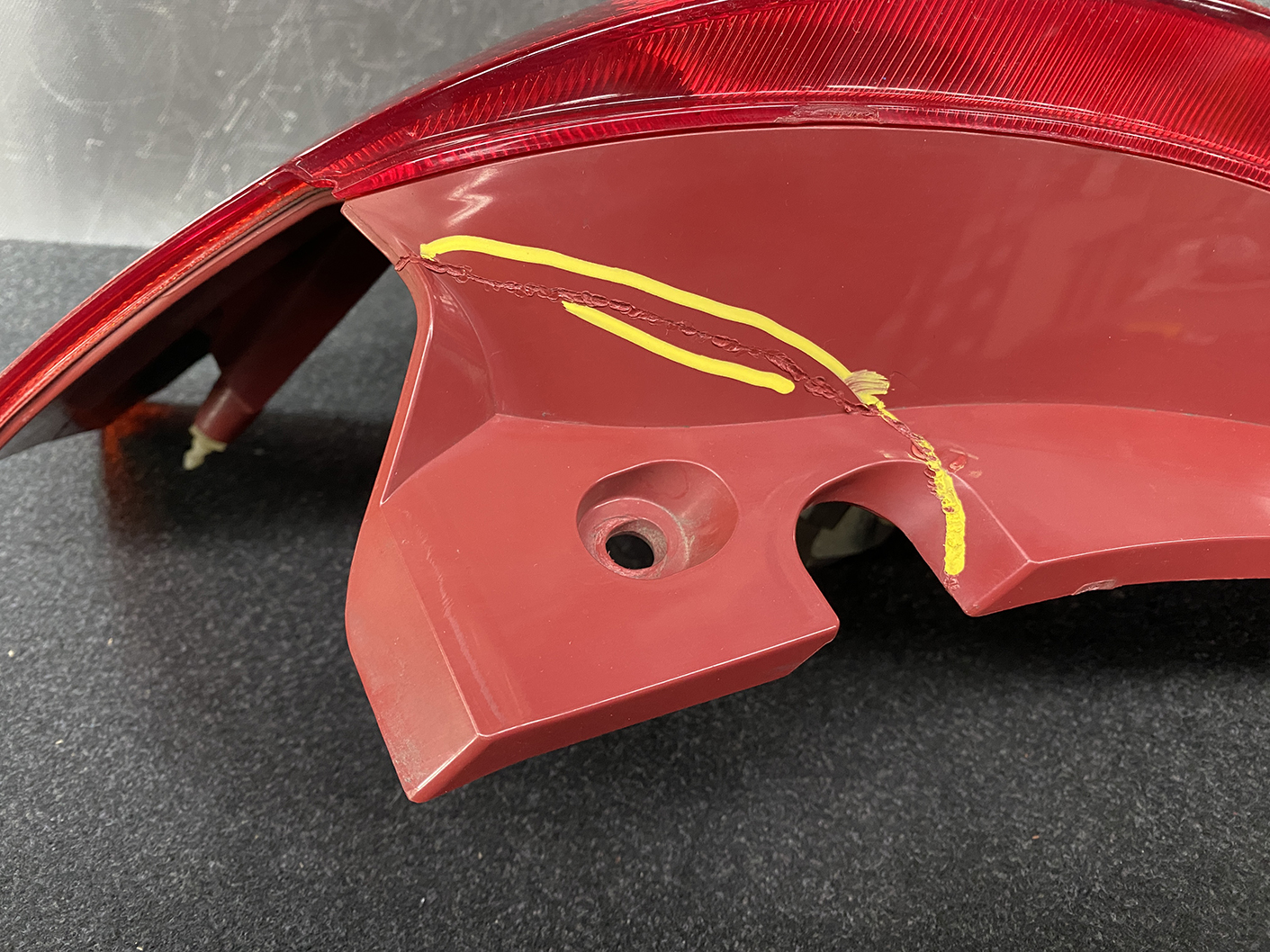 SUZUKI SWIFT ZC71S ZC11S ZD11S ZC31S Taillight P4476 R Right Side x1 *REPAIRED* - Image 8