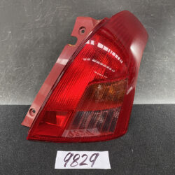 SUZUKI SWIFT ZC71S ZC11S ZD11S ZC31S Taillight P4476 R Right Side x1 *REPAIRED*