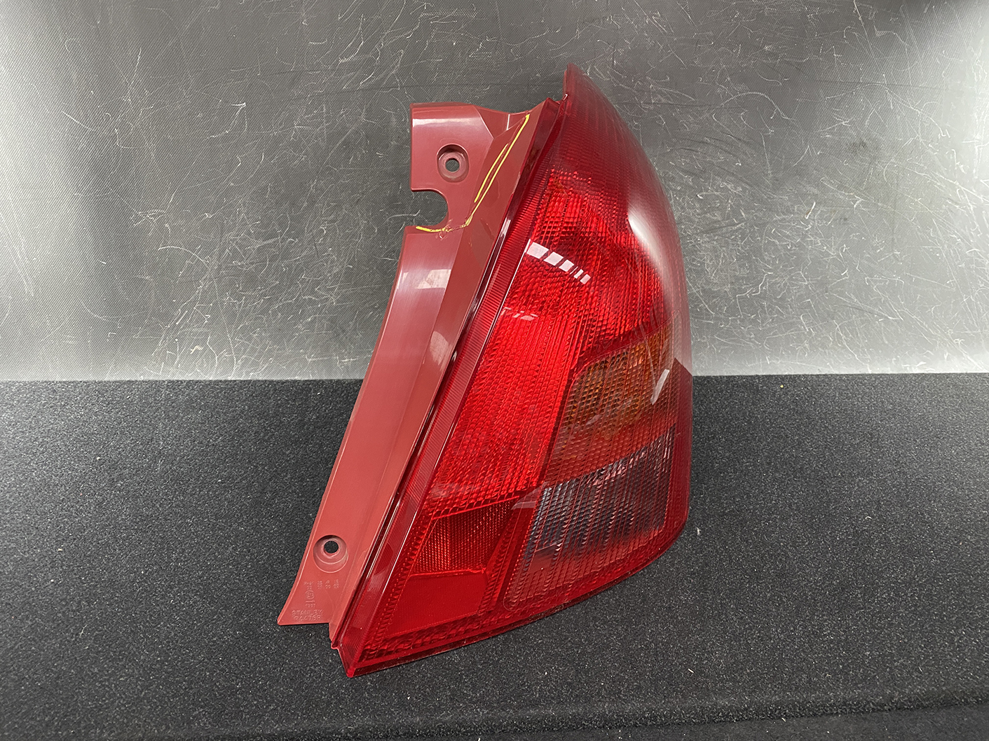 SUZUKI SWIFT ZC71S ZC11S ZD11S ZC31S Taillight P4476 R Right Side x1 *REPAIRED* - Image 2