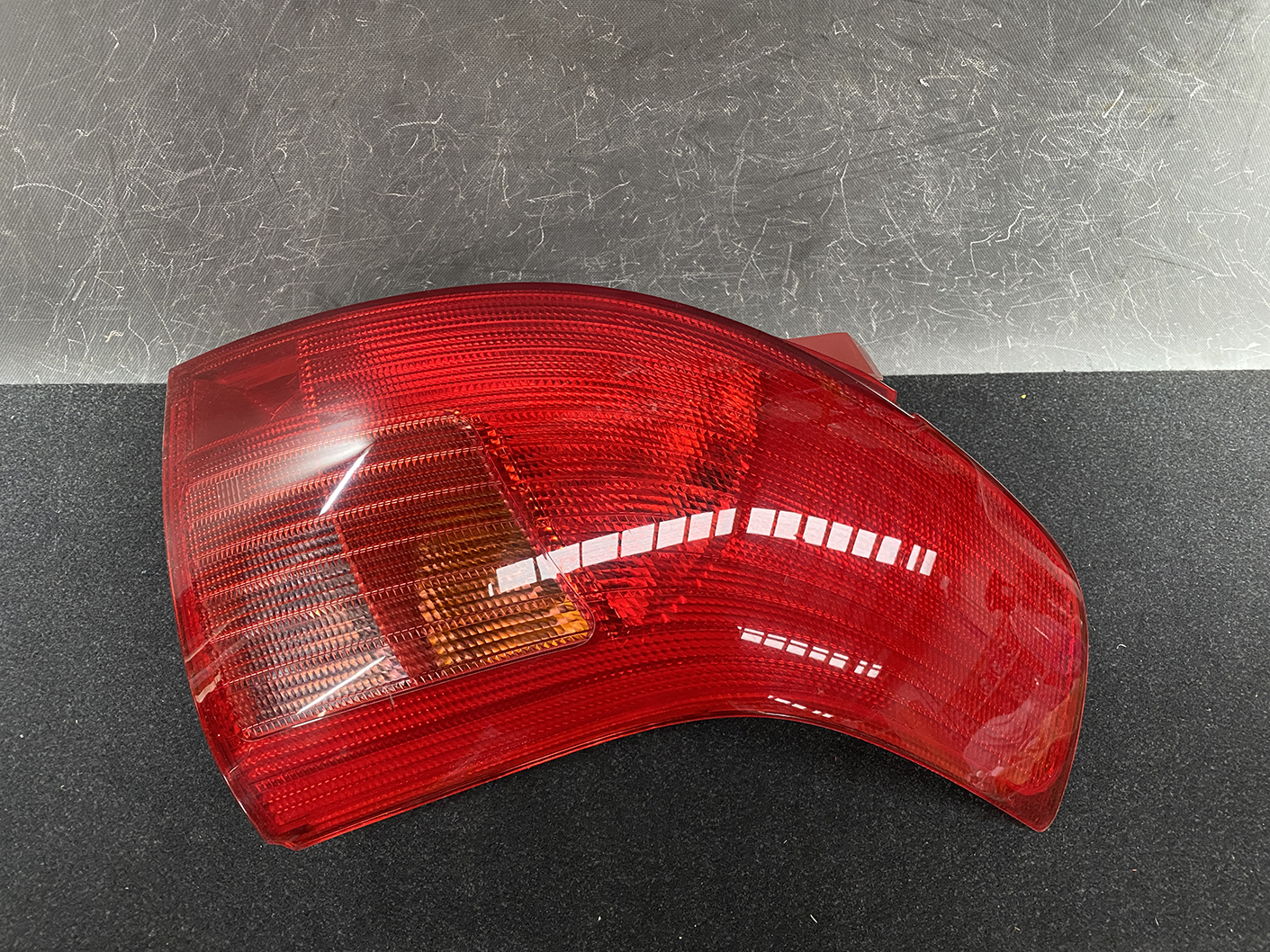 SUZUKI SWIFT ZC71S ZC11S ZD11S ZC31S Taillight P4476 R Right Side x1 *REPAIRED* - Image 3