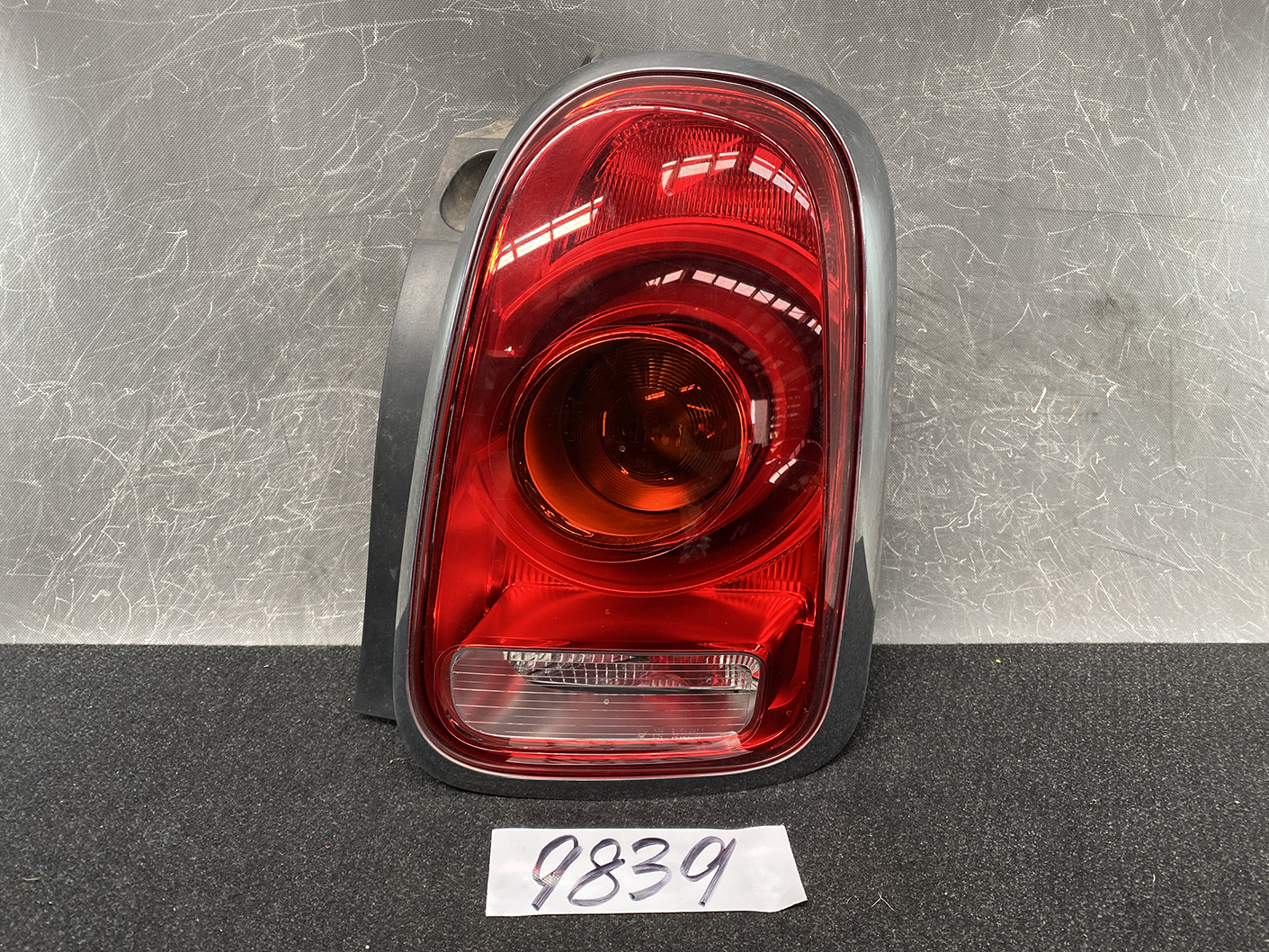 BMW MINI F60 R60 COUNTRYMAN Genuine Taillight H47401726 Right Side x1