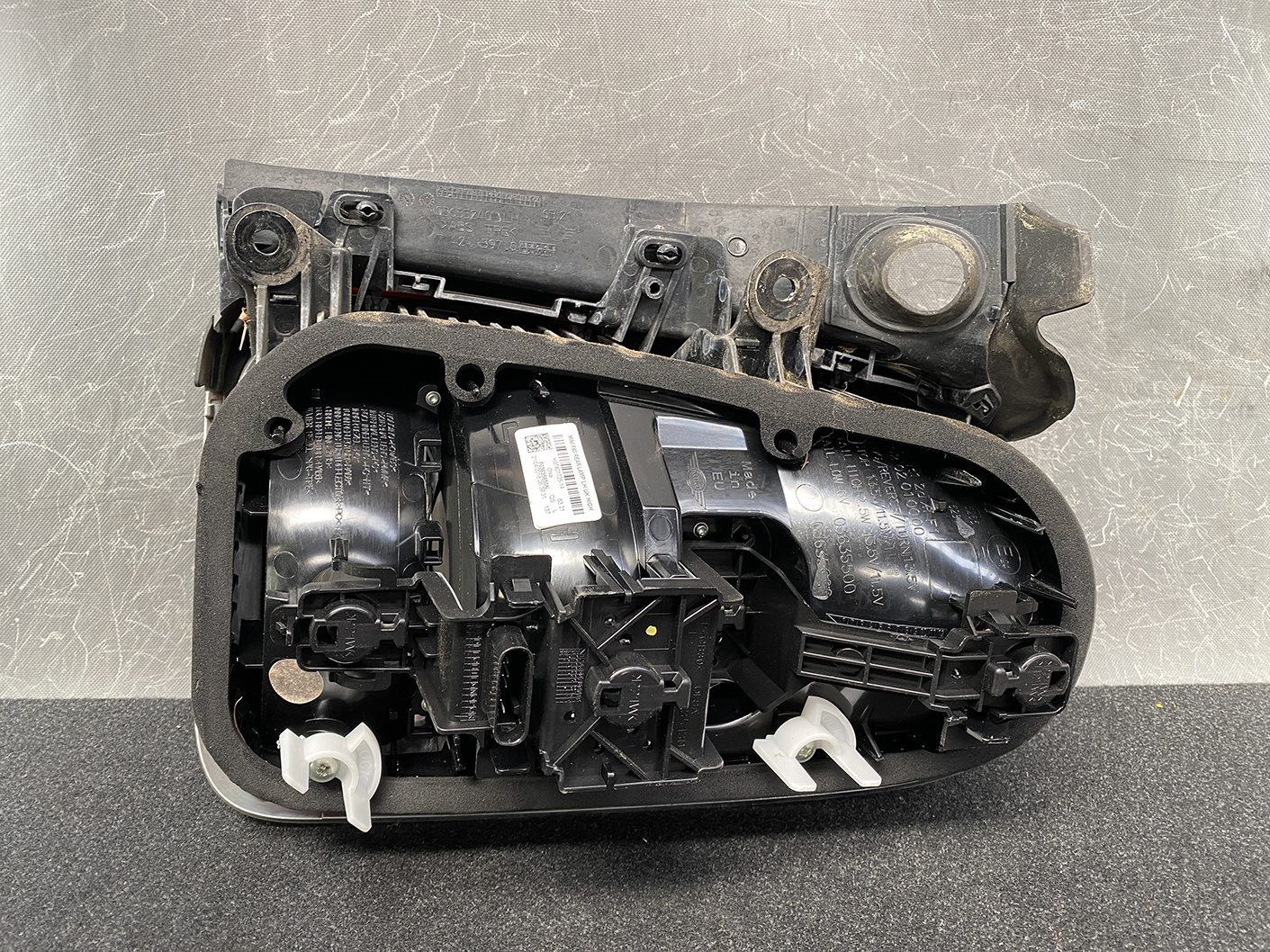 BMW MINI F60 R60 COUNTRYMAN Genuine Taillight H37401725 Left Side x1 - Image 9
