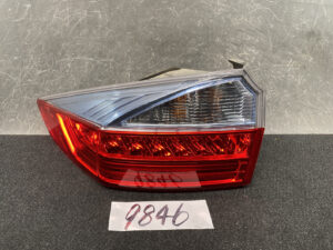 HONDA GRACE GM4 GM5 Taillight KOITO 220-18241E Left Side x1