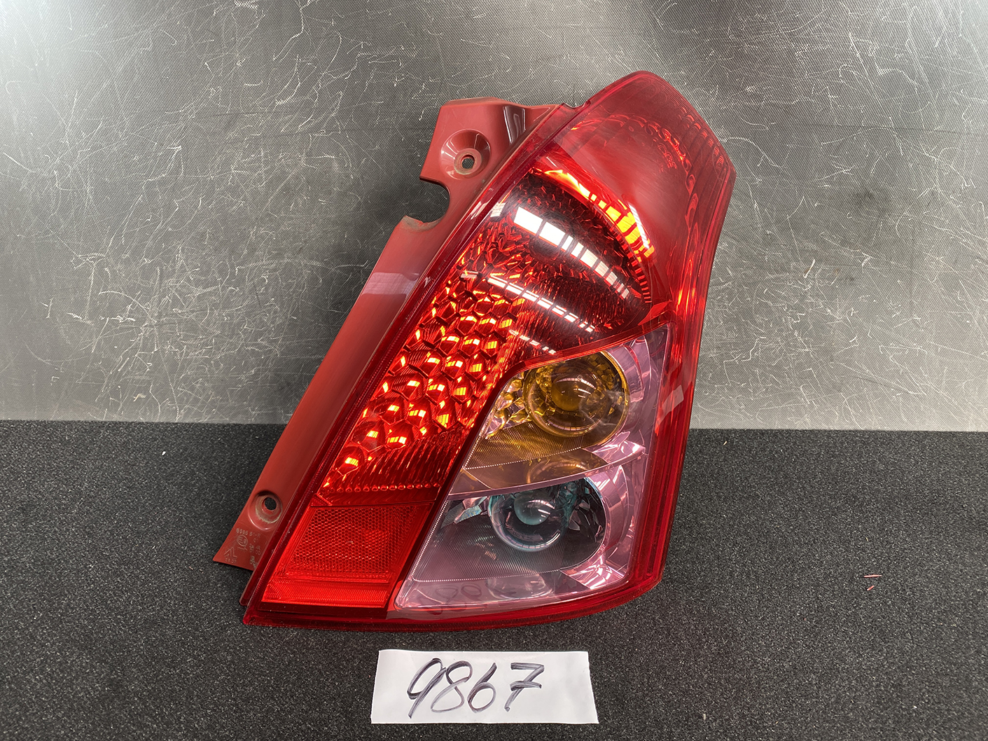 SUZUKI SWIFT ZC71S Genuine Taillight AL 5696 S1-R Right Side x1