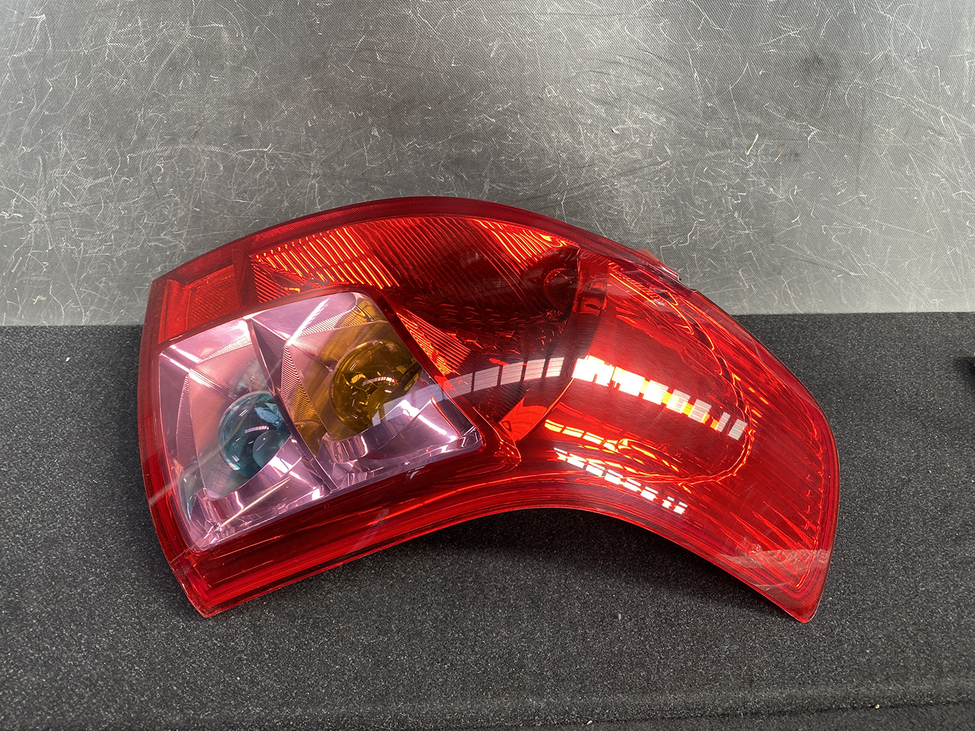 SUZUKI SWIFT ZC71S Genuine Taillight AL 5696 S1-R Right Side x1 - Image 3