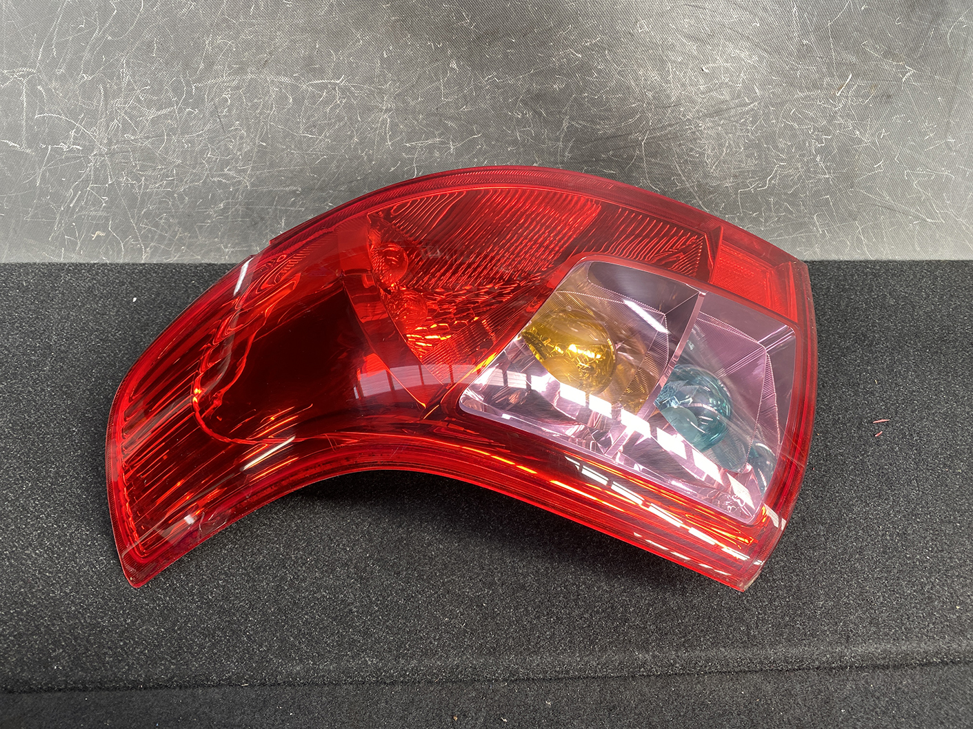 SUZUKI SWIFT ZC71S ZC11S ZD11S ZC31S Taillight 5696 S1-R Left Side x1 - Image 3