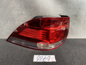 VW VOLKSWAGEN GOLF GOLF 5 MK5 1KC Taillight 1K9945095G Left Side x1