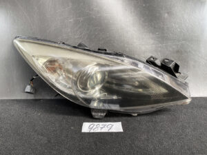 MAZDA AXELA BLEFW BL5FW BLEAW Headlight 100-41396 Right Side x1