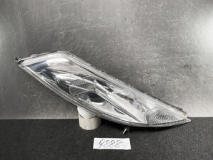 NISSAN JUKE F15 Headlight ICHIKOH VALEO F001 Right Side x1