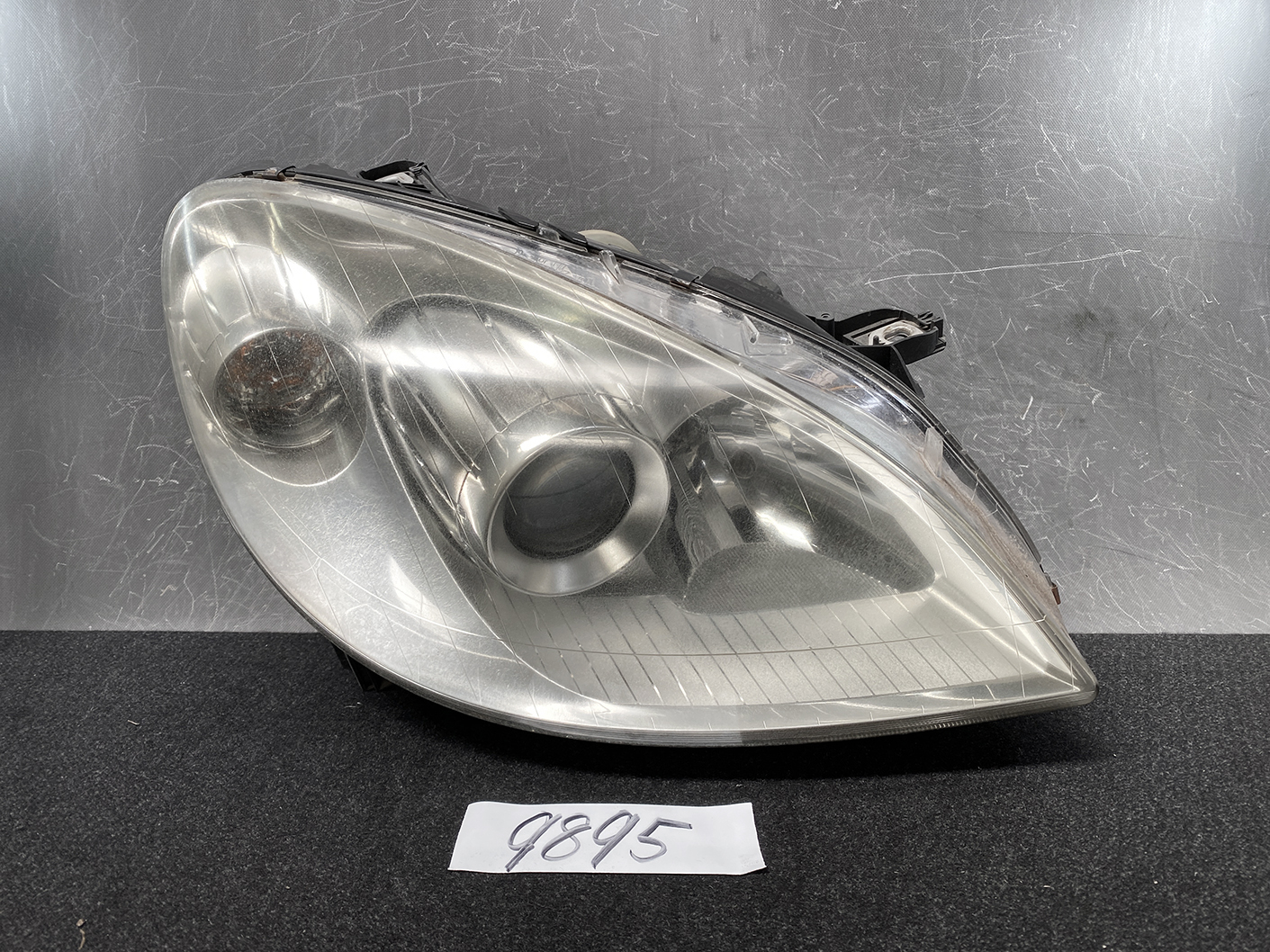 Mercedes-Benz B-Class W245 B180 Genuine Headlight A1698208061 Right Side x1