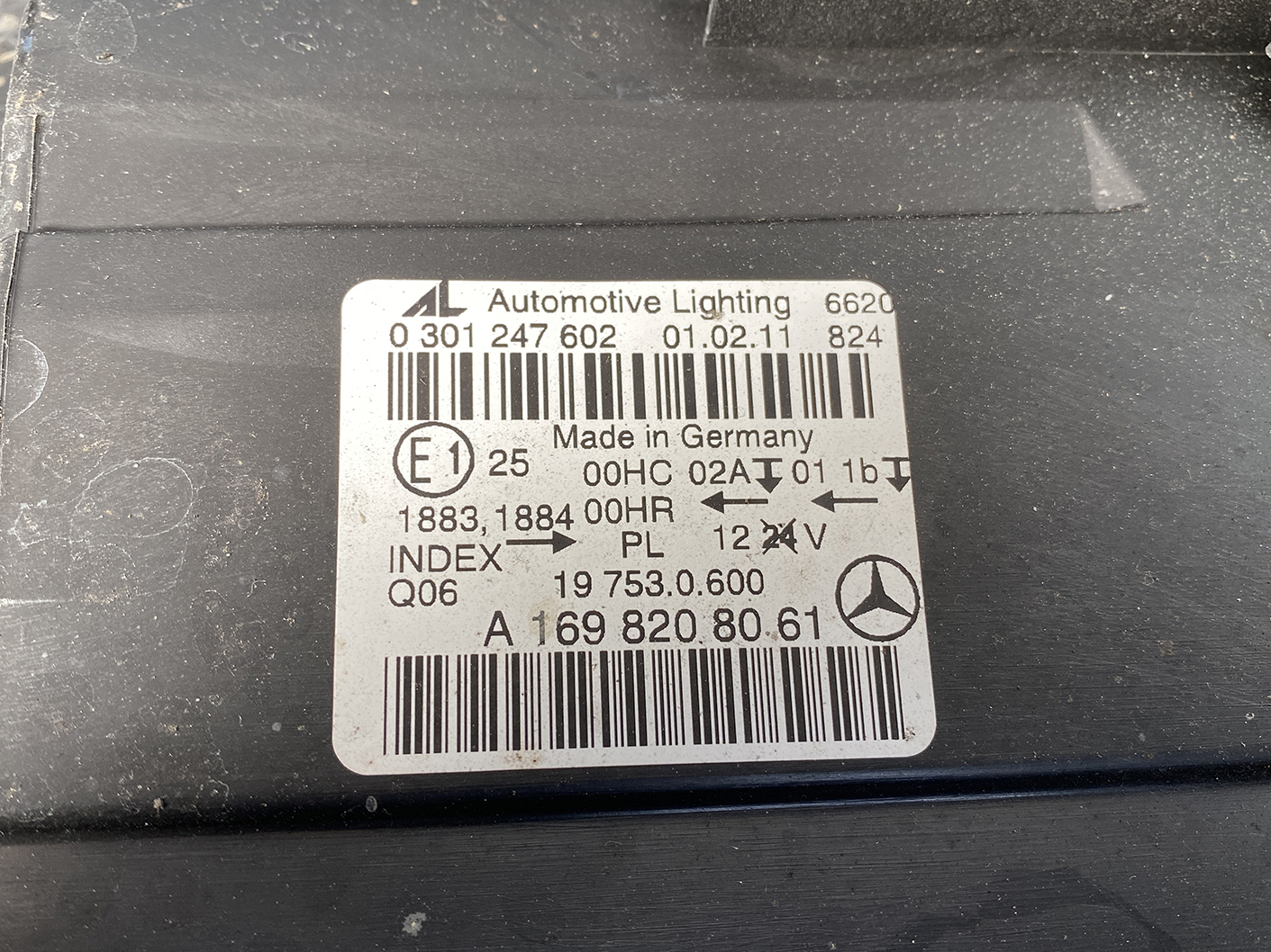 Mercedes-Benz B-Class W245 B180 Genuine Headlight A1698208061 Right Side x1 - Image 7