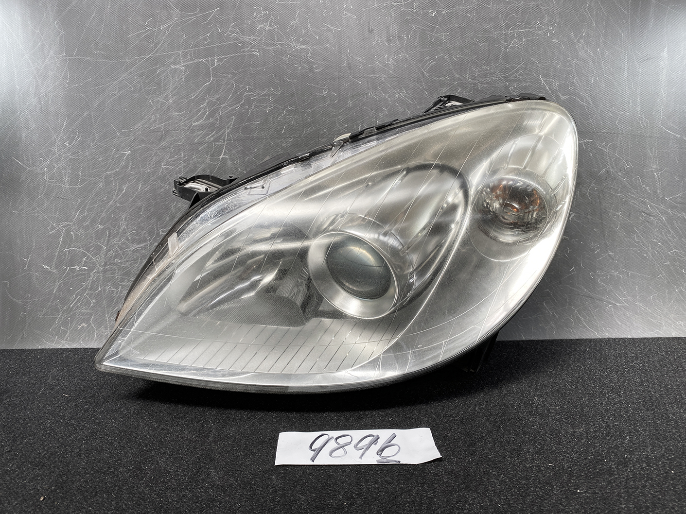 PPPP Mercedes-Benz B-Class B180 Genuine Headlight A1698207961 Right Side x1
