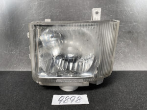 ISUZU ELF TITAN ATLAS NKR85 NPR85 NJR85 Headlight 110-21873 Left Side x1