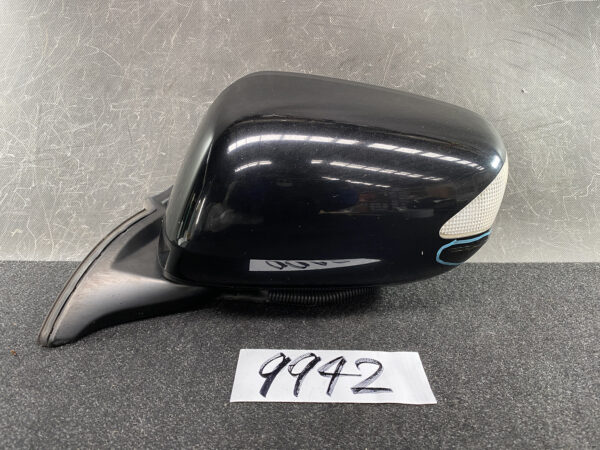 HONDA FIT JAZZ SHUTTLE  HYBRID Door Mirror 021453 / TF0 Left Side x1