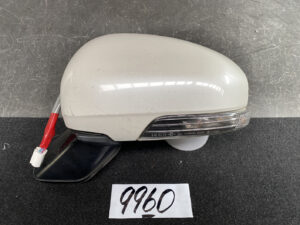 TOYOTA PRIUS ZVW30 ZVW35  Mirror MURAKAMI 9316 Left Side x1